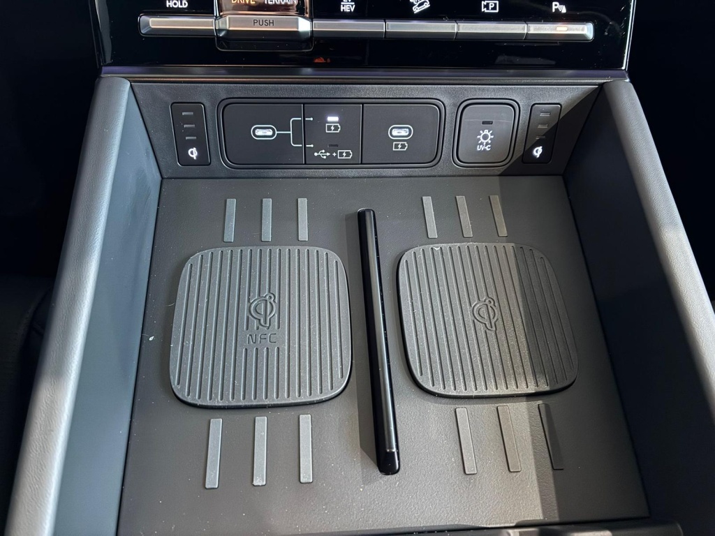 HYUNDAI Santa Fe Black Line PHEV (Plug-in Hybrid) 1.6L - ref: 7-52794 - Photo 18
