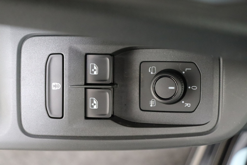 VOLKSWAGEN Caddy Maxi Style 5pl eHybrid 115 hp DSG 6 - ref: 7-52929 - Photo 17