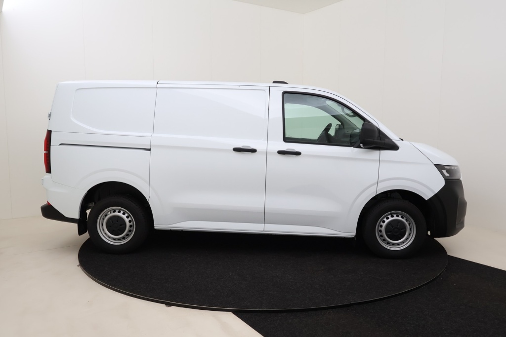 VOLKSWAGEN Transporter T7 Fourgon 3100 mm 2.0 TDI 110 hp Man.6 - ref: 7-53035 - Photo 4