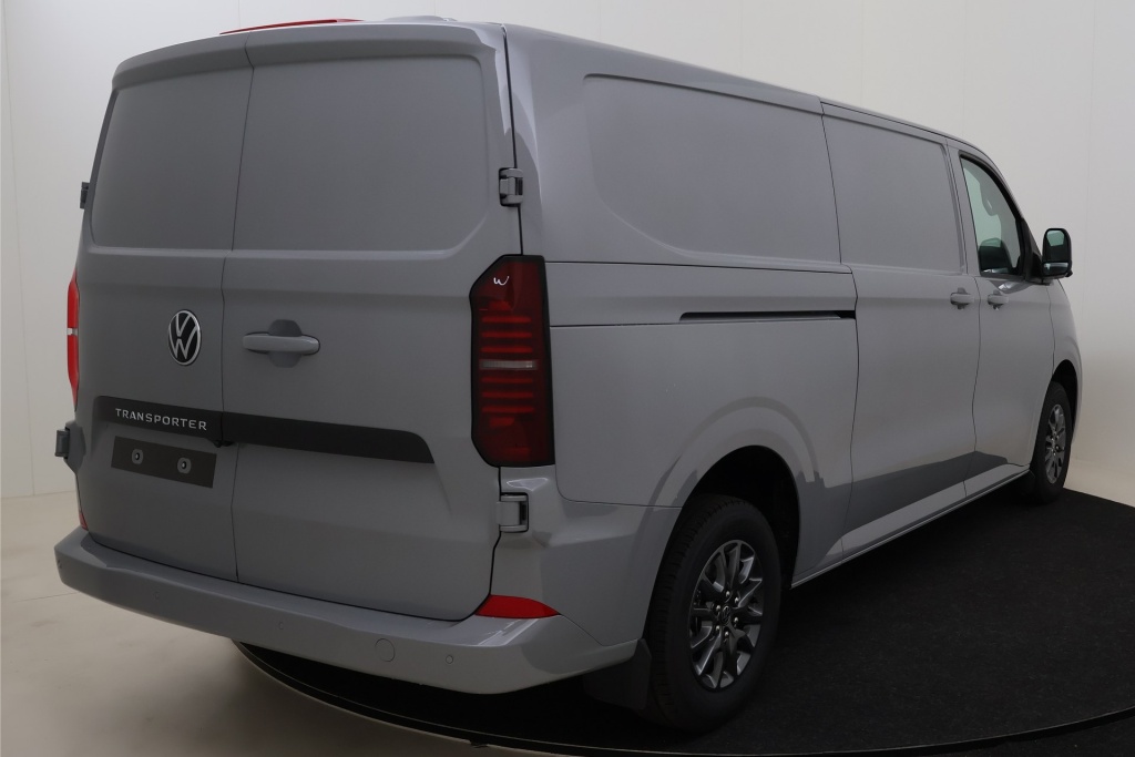 VOLKSWAGEN Transporter T7 Fourgon 3500 mm 2.0 TDI 150 hp Aut.8 - ref: 7-53076 - Photo 6