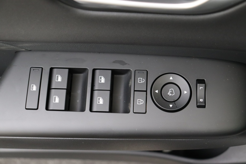 HYUNDAI Kona Shine Sensation+  1.6 Gdi HEV 6DCT - ref: 7-54774 - Photo 14