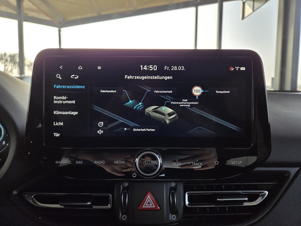 HYUNDAI i30 N-Line 1.5 T-GDI Mild Hybrid (mHEV) DCT - ref: 7-54922 - Photo 13