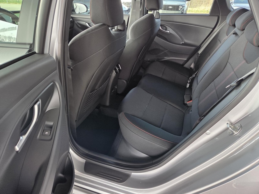 HYUNDAI i30 N-Line 1.5 T-GDI Mild Hybrid (mHEV) DCT - ref: 7-55662 - Photo 6