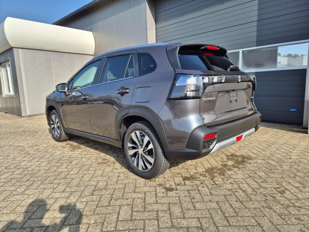 SUZUKI S-Cross Comfort+ 1.4 Gasoline 110hp 4x4 - ref: 7-56038 - Photo 3