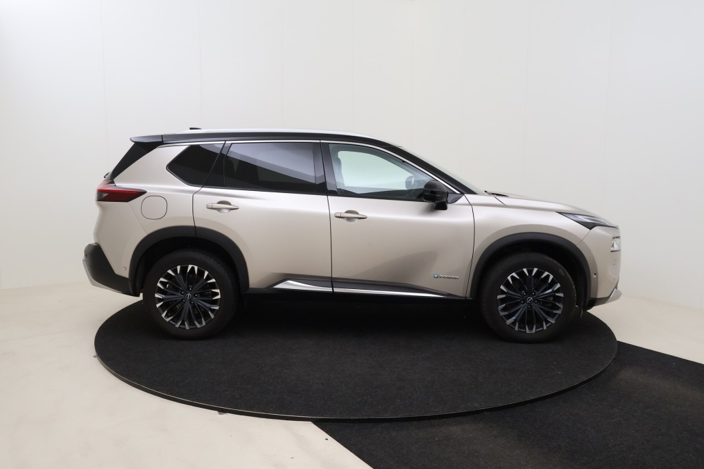 NISSAN X-Trail Tekna 5pl e-4ORCE 213 hp 4WD - ref: 7-56464 - Photo 4