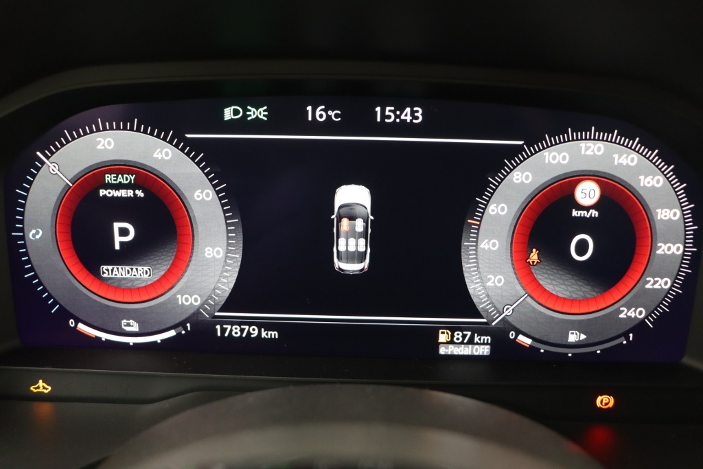NISSAN X-Trail N-Connecta 5pl Pano HUD AFA 19