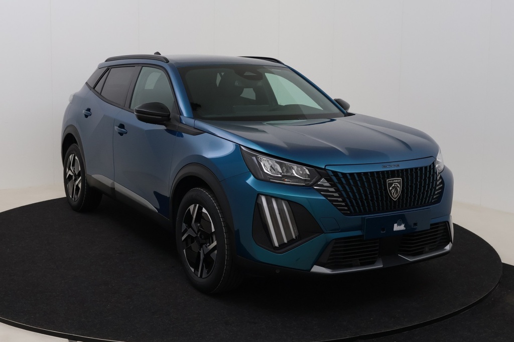 PEUGEOT 2008 Allure 1.2 Turbo 100 hp Man. 6    - ref: 7-56573 - Photo 3
