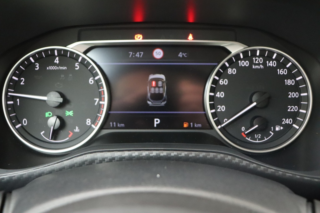 NISSAN Juke Acenta 1.6 Hybrid 143 hp AT 2WD - ref: 7-56953 - Photo 20