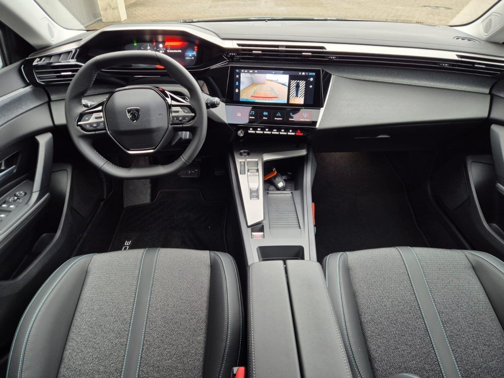 PEUGEOT 308 SW Allure SW 1.2 Gasoline 144hp - ref: 7-57052 - Photo 10