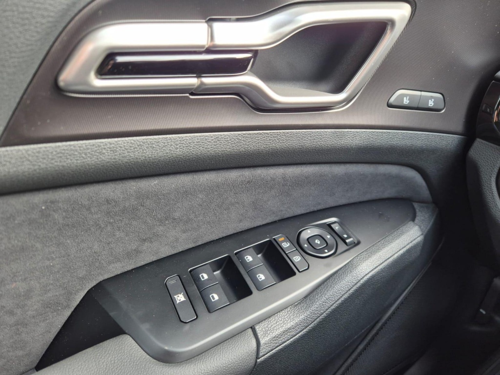 KIA Sportage 1.6 Gasoline 180hp 4x4 - ref: 7-57124 - Photo 14