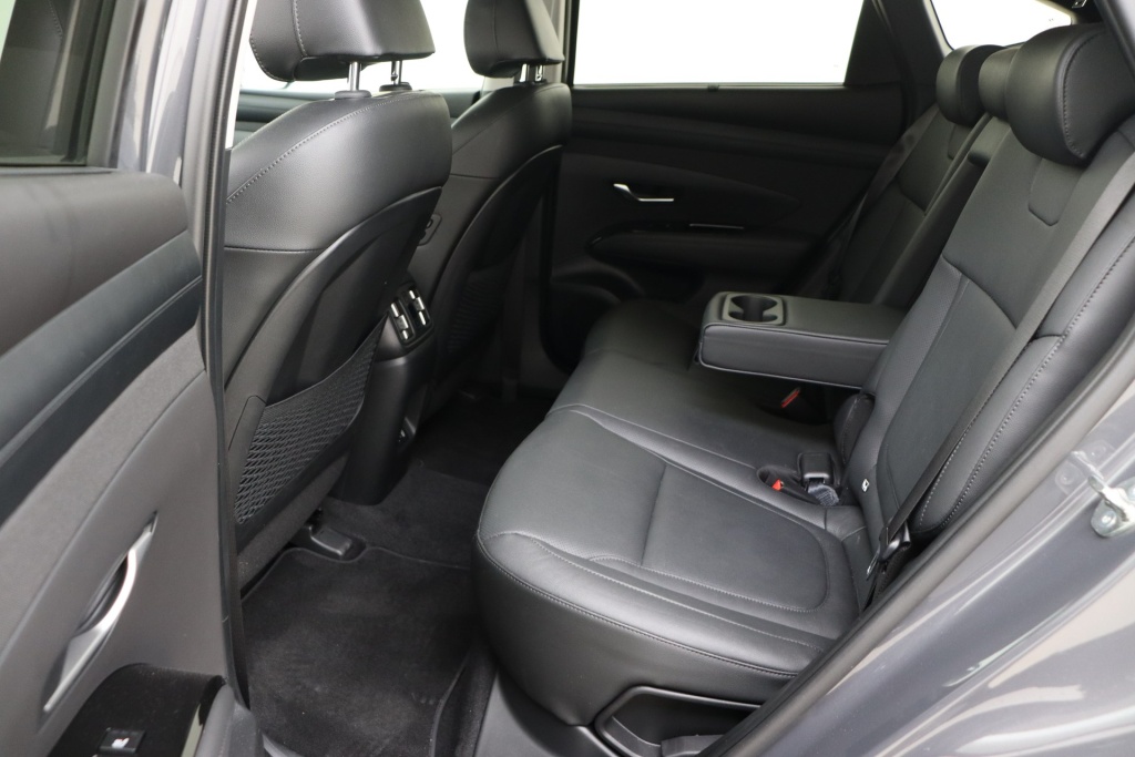 HYUNDAI Tucson Shine Sensation PHEV 1.6 T-GDI 6AT - ref: 7-57921 - Photo 14