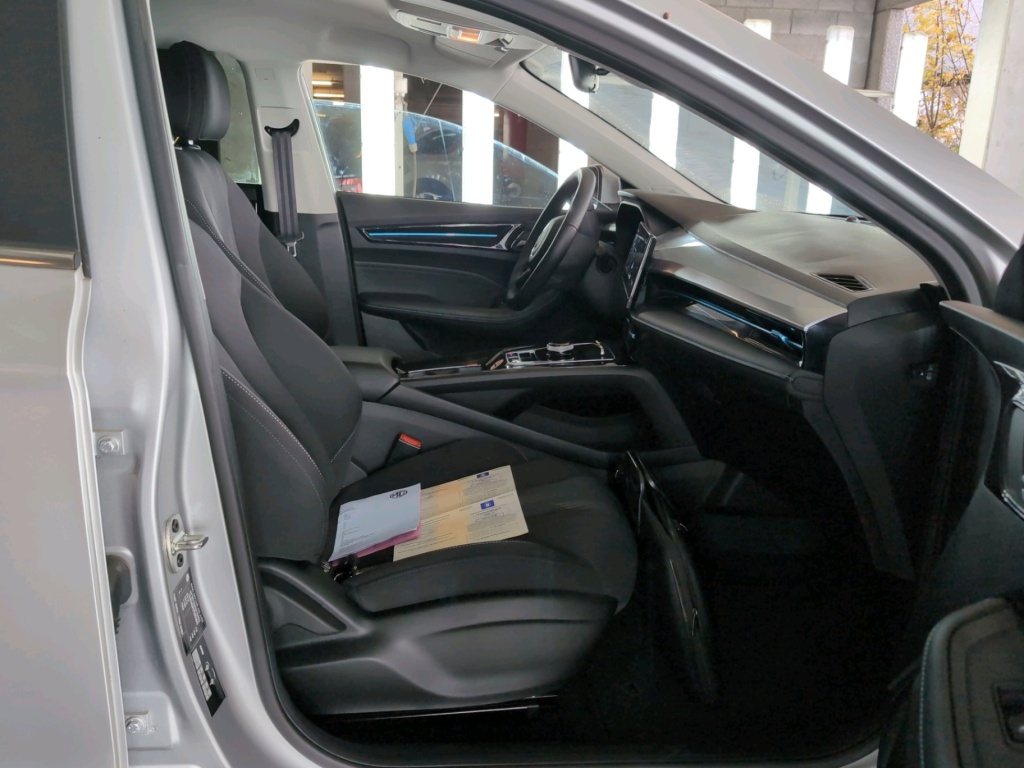 MG MG5 Comfort 61 kWh 156 hp - ref: 7-59144 - Photo 5