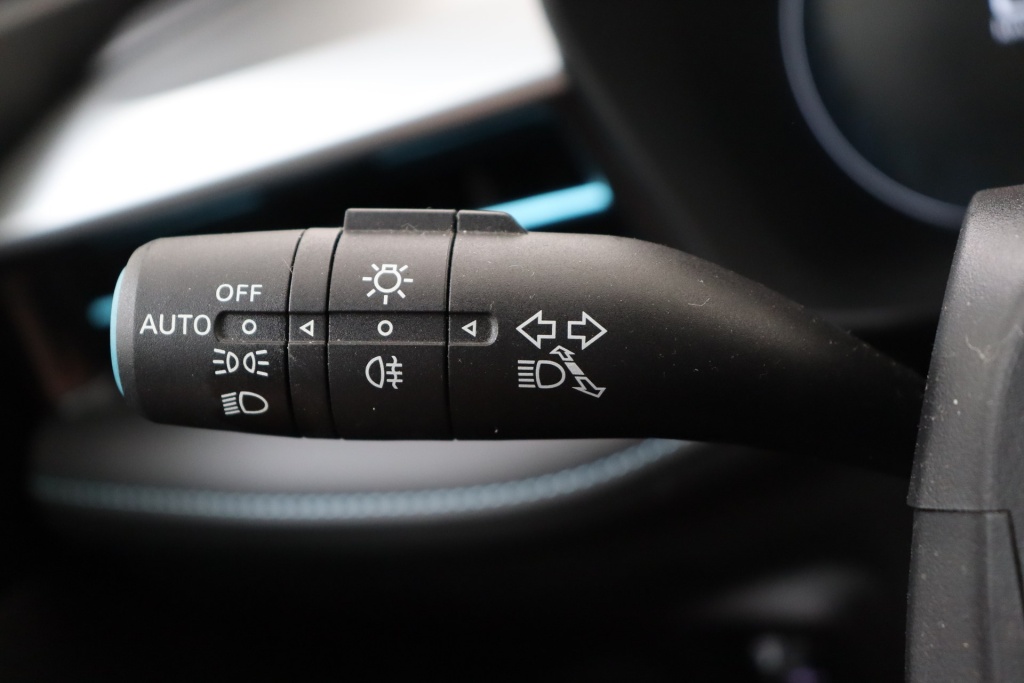 MG MG5 Comfort 61 kWh 156 hp - ref: 7-59161 - Photo 18