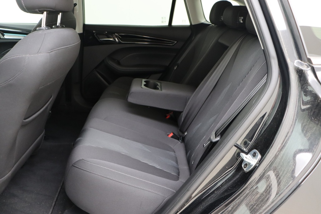 MG MG5 Comfort 61 kWh 156 hp - ref: 7-59168 - Photo 14