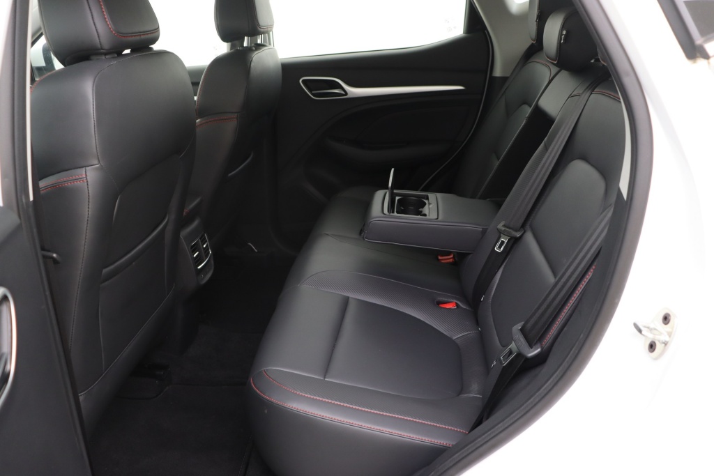 MG ZS Luxury 72 kWh 156 hp - ref: 7-59250 - Photo 14
