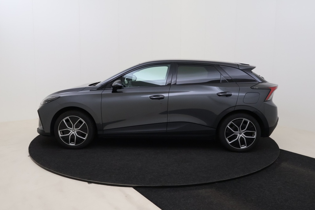MG MG4 Luxury 64 kWh 204 hp - ref: 7-59384 - Photo 9