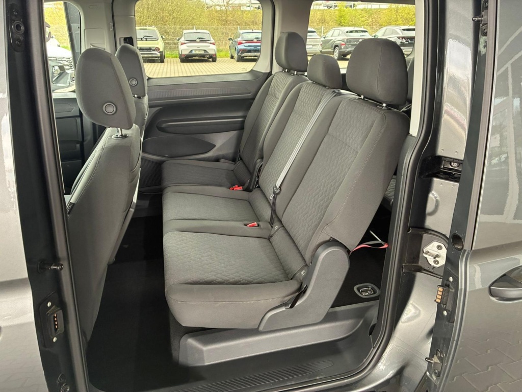 VOLKSWAGEN Caddy Life 1.5 eHybrid Plug-in Hybrid 150 PS (DSG) - ref: 7-59628 - Photo 6