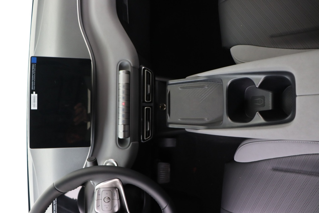 BYD Dolphin Surf Comfort 43,2 kWh 156 hp - ref: 7-59875 - Photo 12
