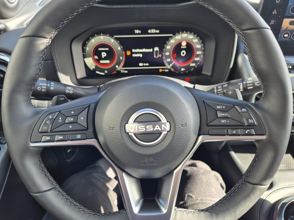 NISSAN Juke 1.0 Gasoline 114hp - ref: 7-60014 - Photo 16