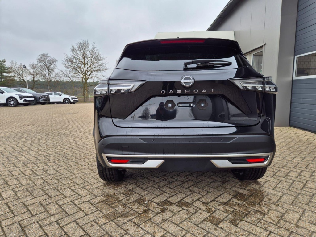 NISSAN Qashqai 1.3 Gasoline 158hp - ref: 7-60015 - Photo 4