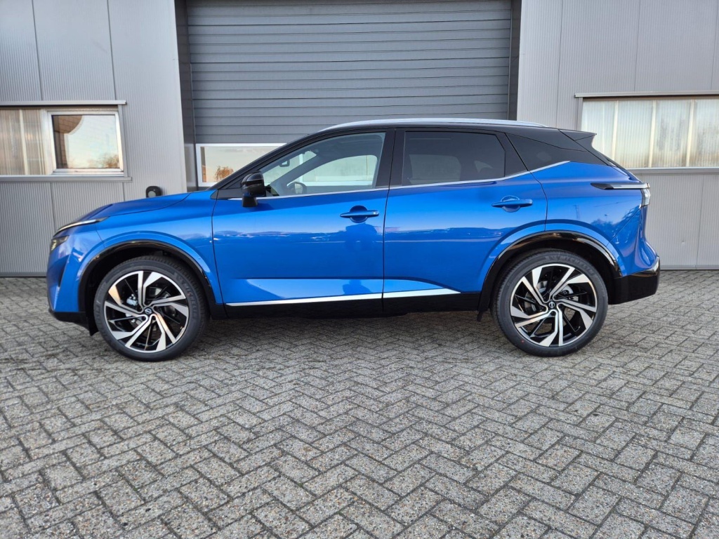 NISSAN Qashqai 1.3 Gasoline 158hp - ref: 7-60027 - Photo 2