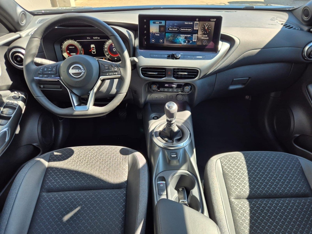 NISSAN Juke 1.0 Gasoline 114hp - ref: 7-60208 - Photo 10