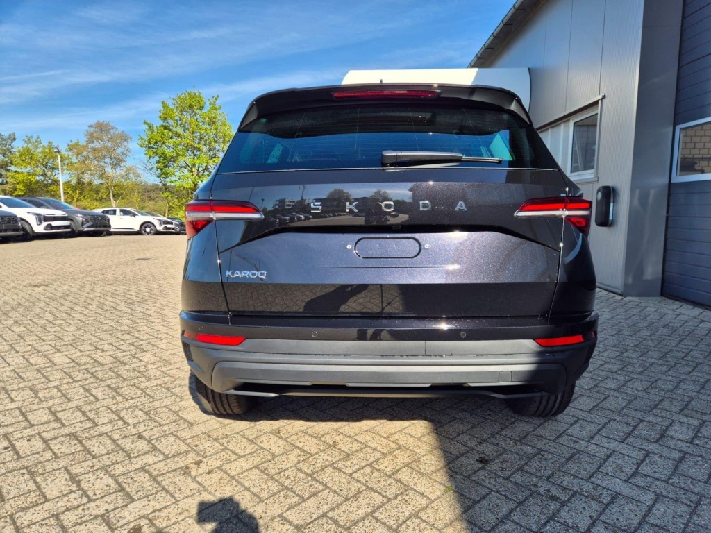 SKODA Karoq 1.5 Gasoline 150hp DSG - ref: 7-60756 - Photo 4