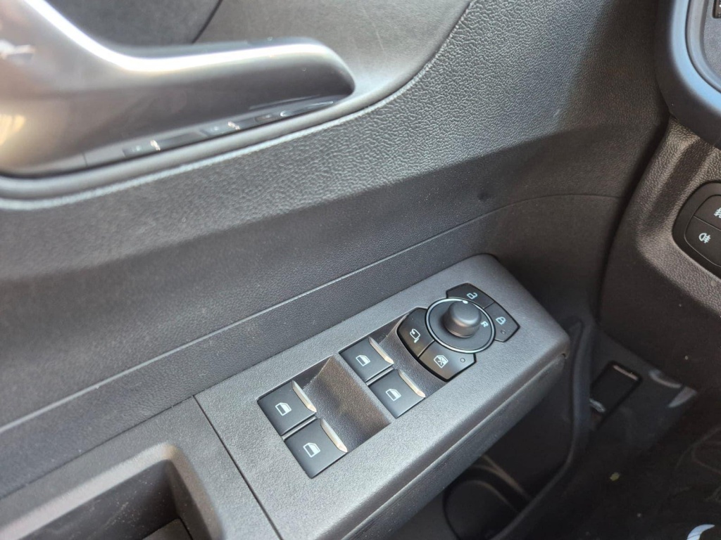 FORD Tourneo 1.0 Gasoline 125hp - ref: 7-60794 - Photo 14
