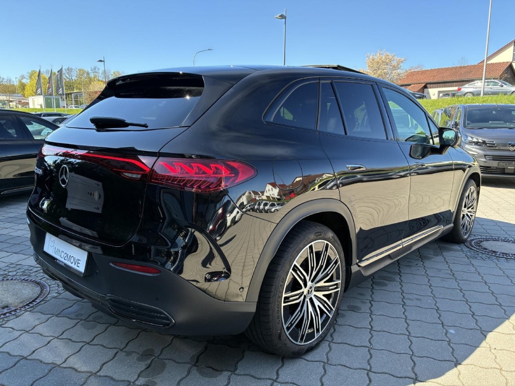 MERCEDES EQE 350 AMG-Line 350 - ref: 7-61197 - Photo 4
