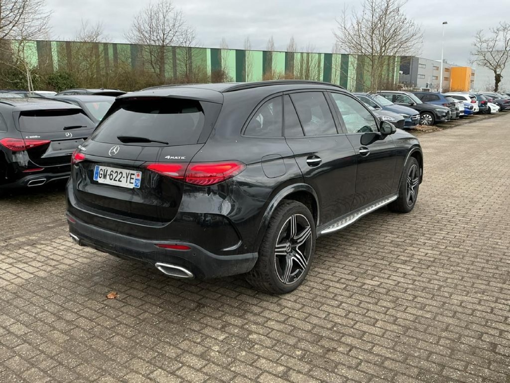MERCEDES GLC AMG-Line 400 4Matic - ref: 7-61199 - Photo 4
