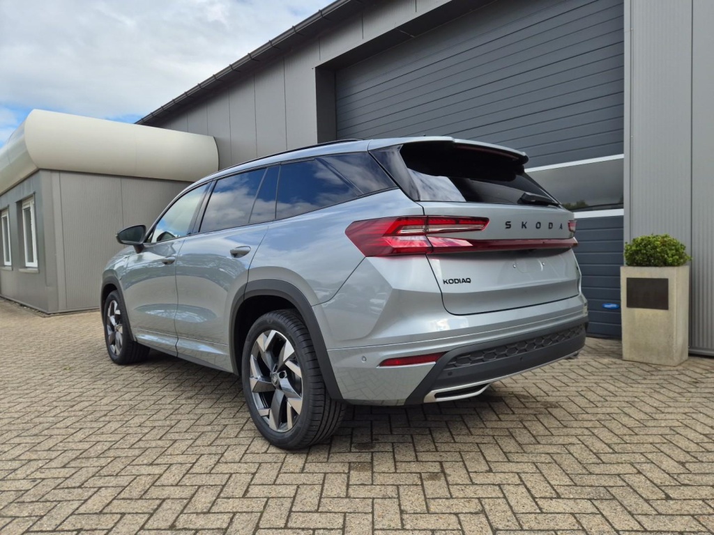 SKODA Kodiaq 1.5 Hybrid 204hp DSG - ref: 7-61388 - Photo 3