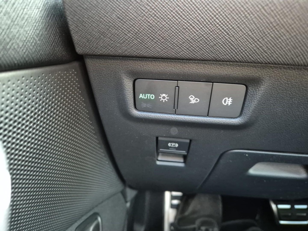 SKODA Kodiaq 1.5 Hybrid 204hp DSG - ref: 7-61394 - Photo 20