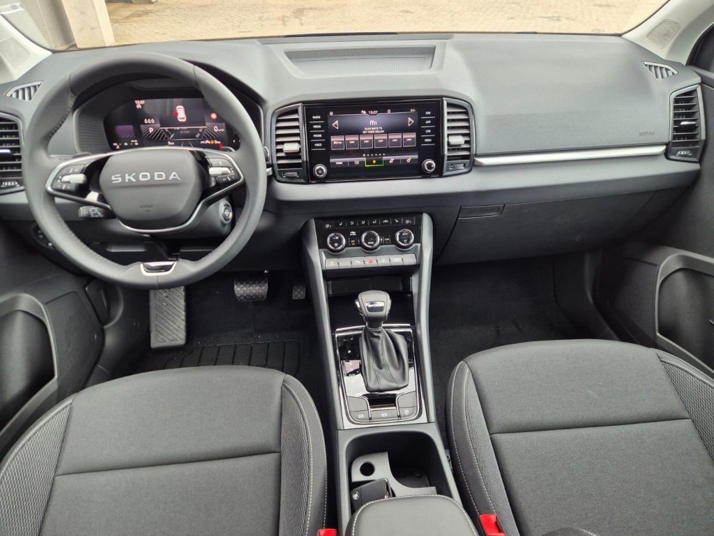 SKODA Karoq 1.5 Gasoline 150hp DSG - ref: 7-61416 - Photo 10