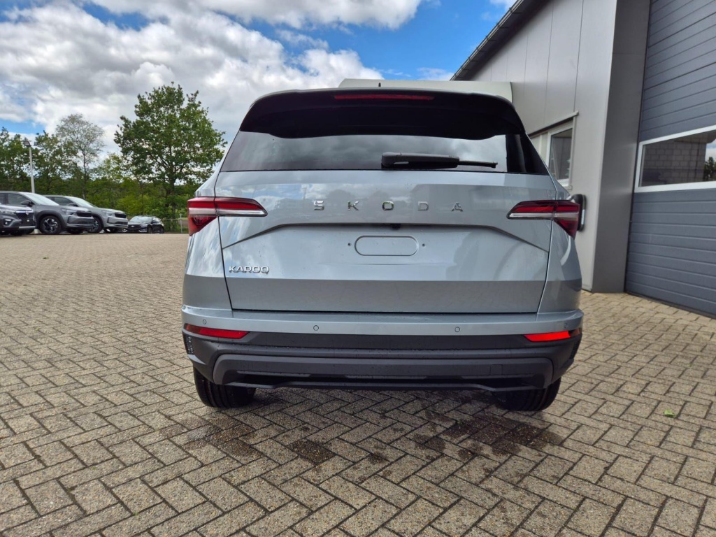 SKODA Karoq 1.5 Gasoline 150hp DSG - ref: 7-61416 - Photo 4