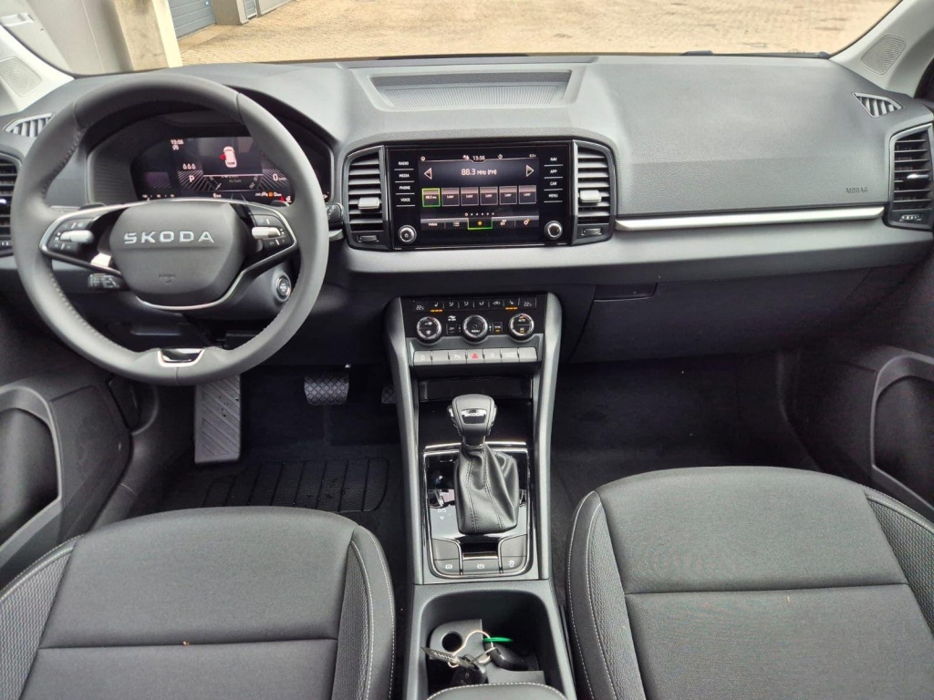 SKODA Karoq 1.5 Gasoline 150hp DSG - ref: 7-61417 - Photo 10