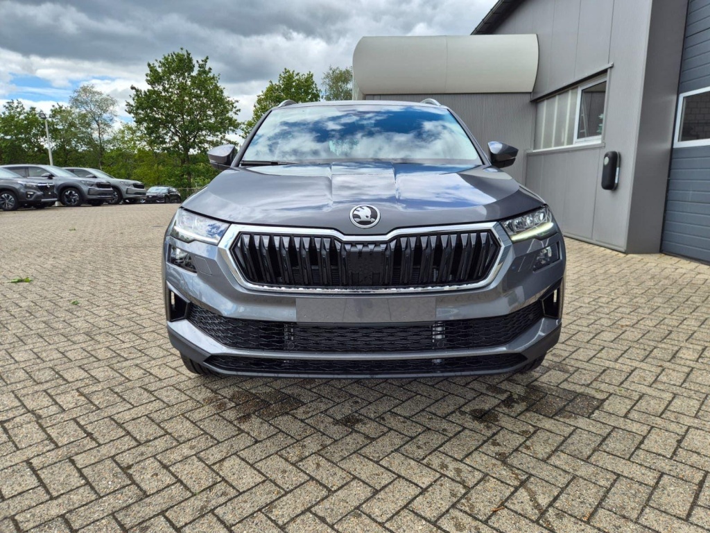 SKODA Karoq 1.5 Gasoline 150hp DSG - ref: 7-61417 - Photo 8