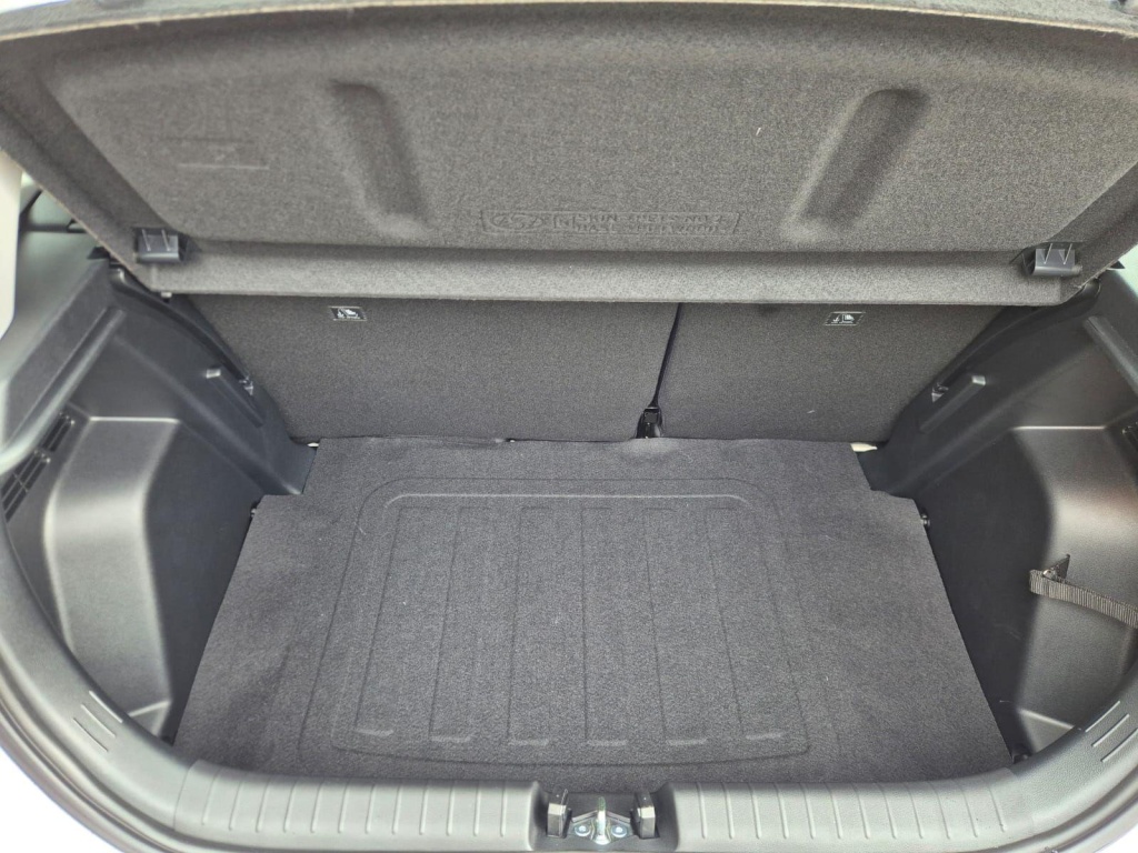 HYUNDAI i20 1.0 Gasoline 90hp - ref: 7-61518 - Photo 9