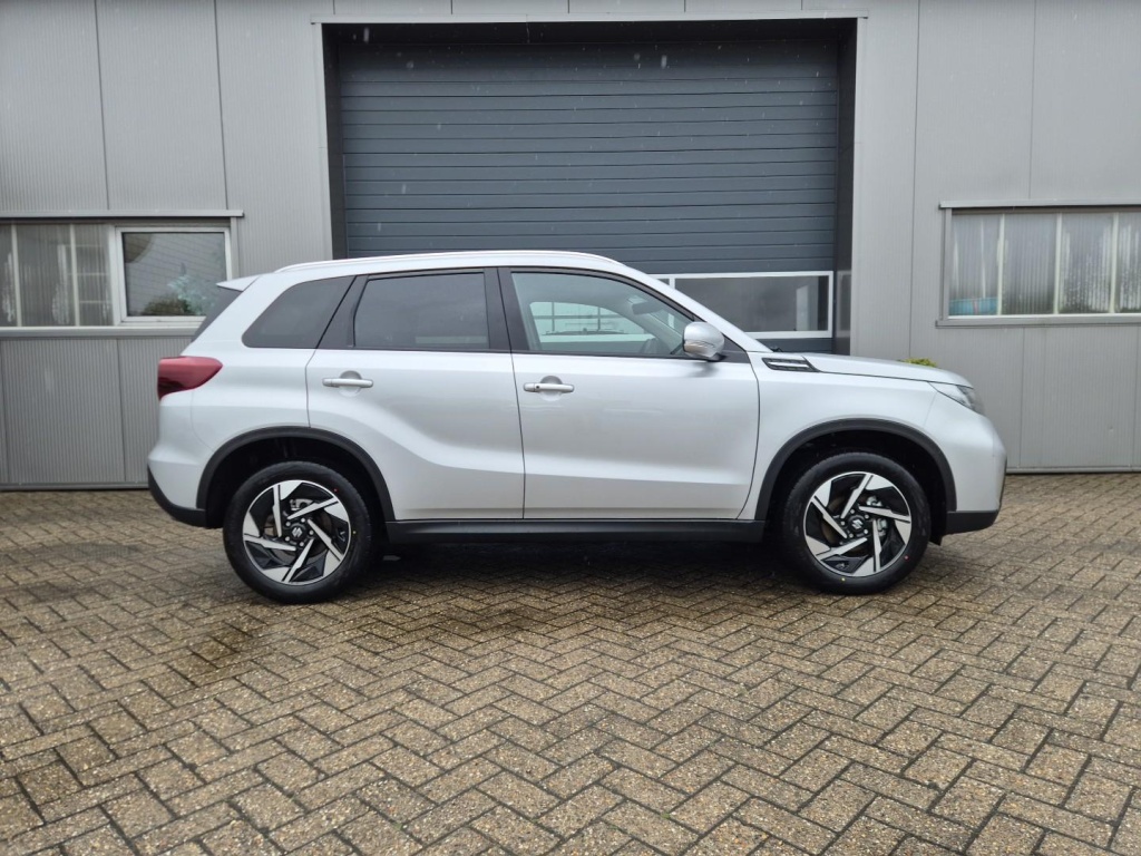 SUZUKI Vitara Comfort+ 1.4 Gasoline 110hp 4x4 - ref: 7-61639 - Photo 6