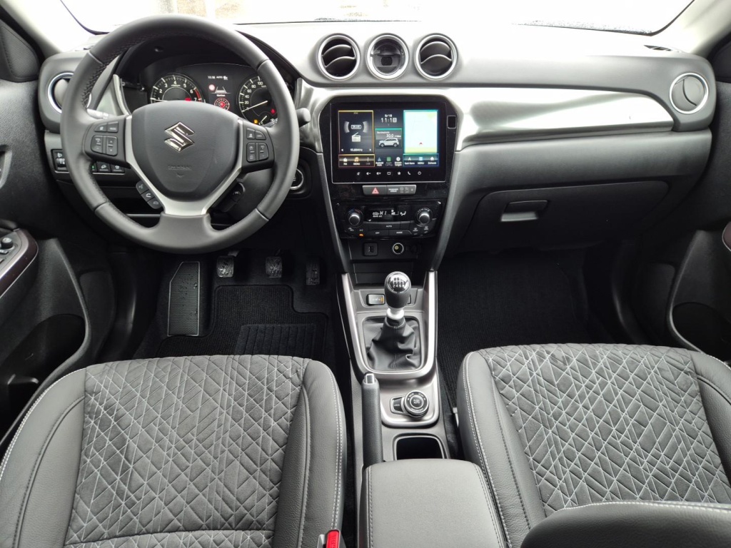 SUZUKI Vitara Comfort+ 1.4 Gasoline 110hp 4x4 - ref: 7-61642 - Photo 10