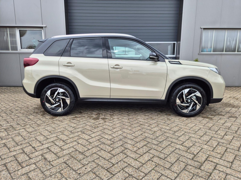 SUZUKI Vitara Comfort+ 1.4 Gasoline 110hp 4x4 - ref: 7-61643 - Photo 6