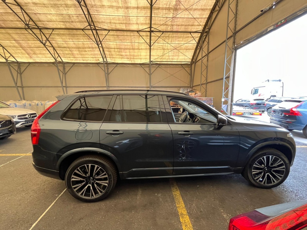 VOLVO XC90 Ultimate Dark T8 Recharge Plug-in Hybrid 455HP - ref: 7-62007 - Photo 2