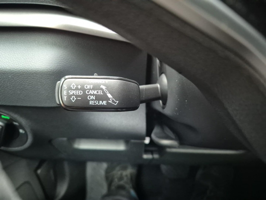 SKODA Karoq 1.5 Gasoline 150hp DSG - ref: 7-62458 - Photo 16