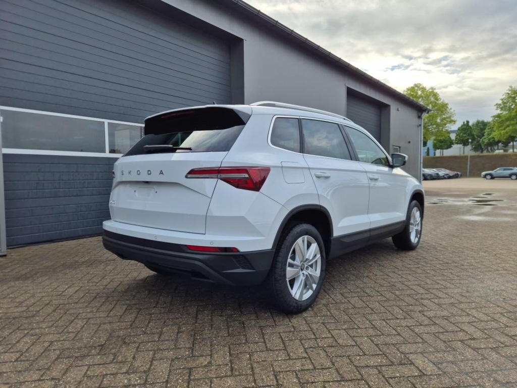 SKODA Karoq 1.5 Gasoline 150hp DSG - ref: 7-62458 - Photo 5