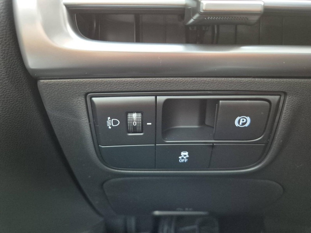 HYUNDAI Tucson 1.6 Gasoline 150hp - ref: 7-62495 - Photo 12