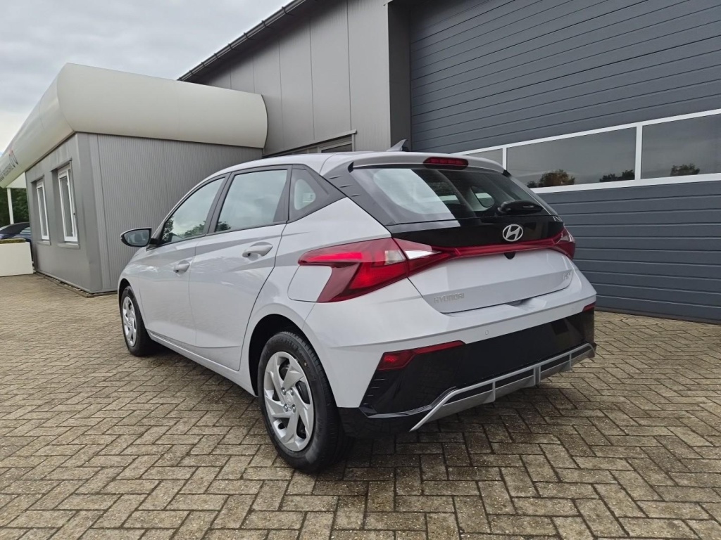 HYUNDAI i20 1.0 Gasoline 90hp - ref: 7-62947 - Photo 3