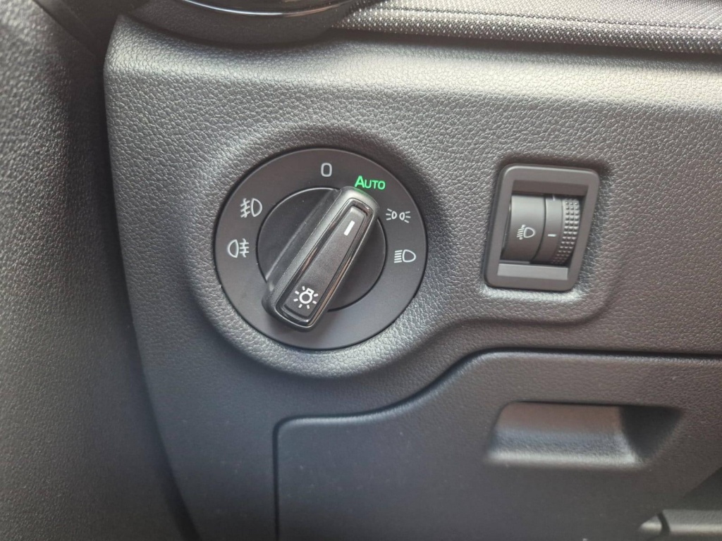 SKODA Fabia Selection 1.0 Gasoline 116hp DSG - ref: 7-62957 - Photo 13