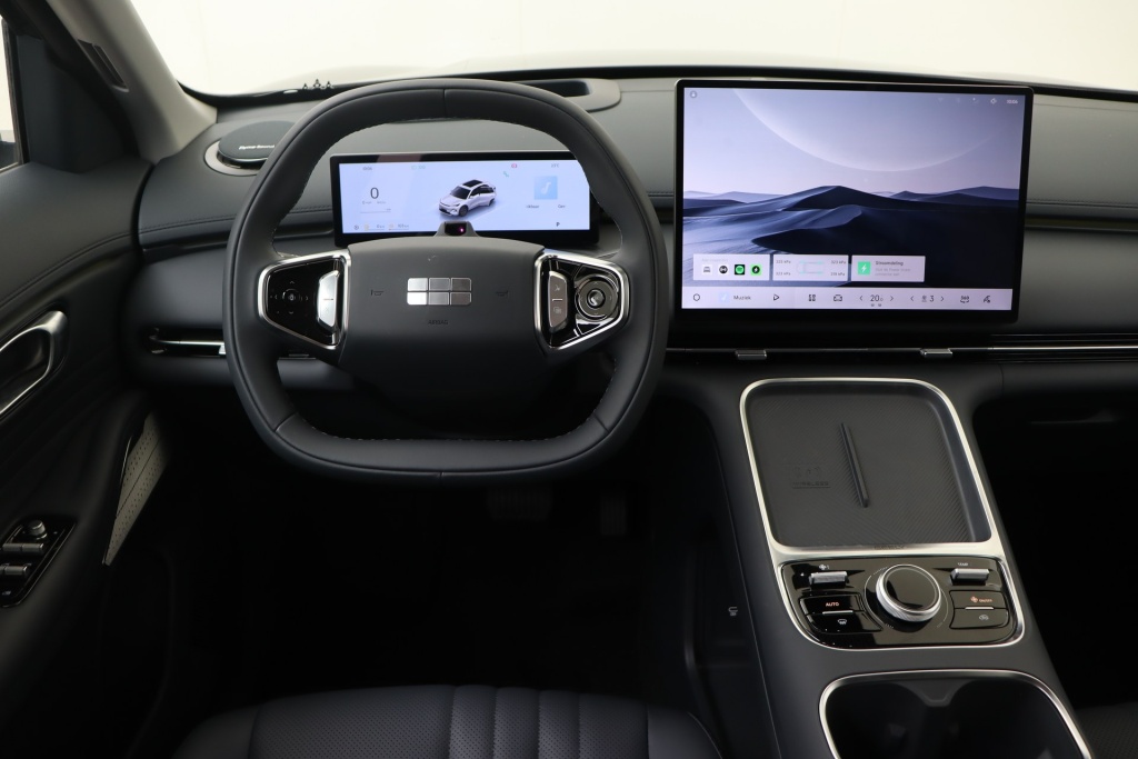GEELY Starray Launch Edition 1,5 PHEV 257 hp - ref: 7-63148 - Photo 11