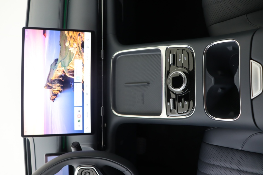 GEELY Starray Launch Edition 1,5 PHEV 257 hp - ref: 7-63153 - Photo 12