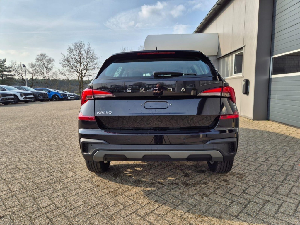 SKODA Kamiq Selection 1.0 Gasoline 116hp DSG - ref: 7-63165 - Photo 4