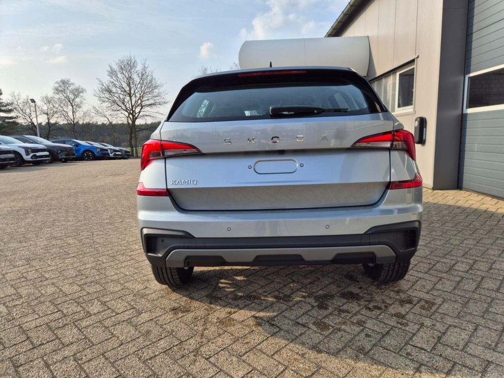 SKODA Kamiq Selection 1.0 Gasoline 116hp DSG - ref: 7-63170 - Photo 4